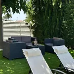 Dom wakacyjny Seahomes Vacations - Charming House With Private Pool Santa Susanna