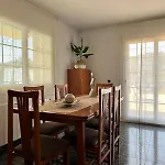 Seahomes Vacations - Charming House With Private Pool Dom wakacyjny *